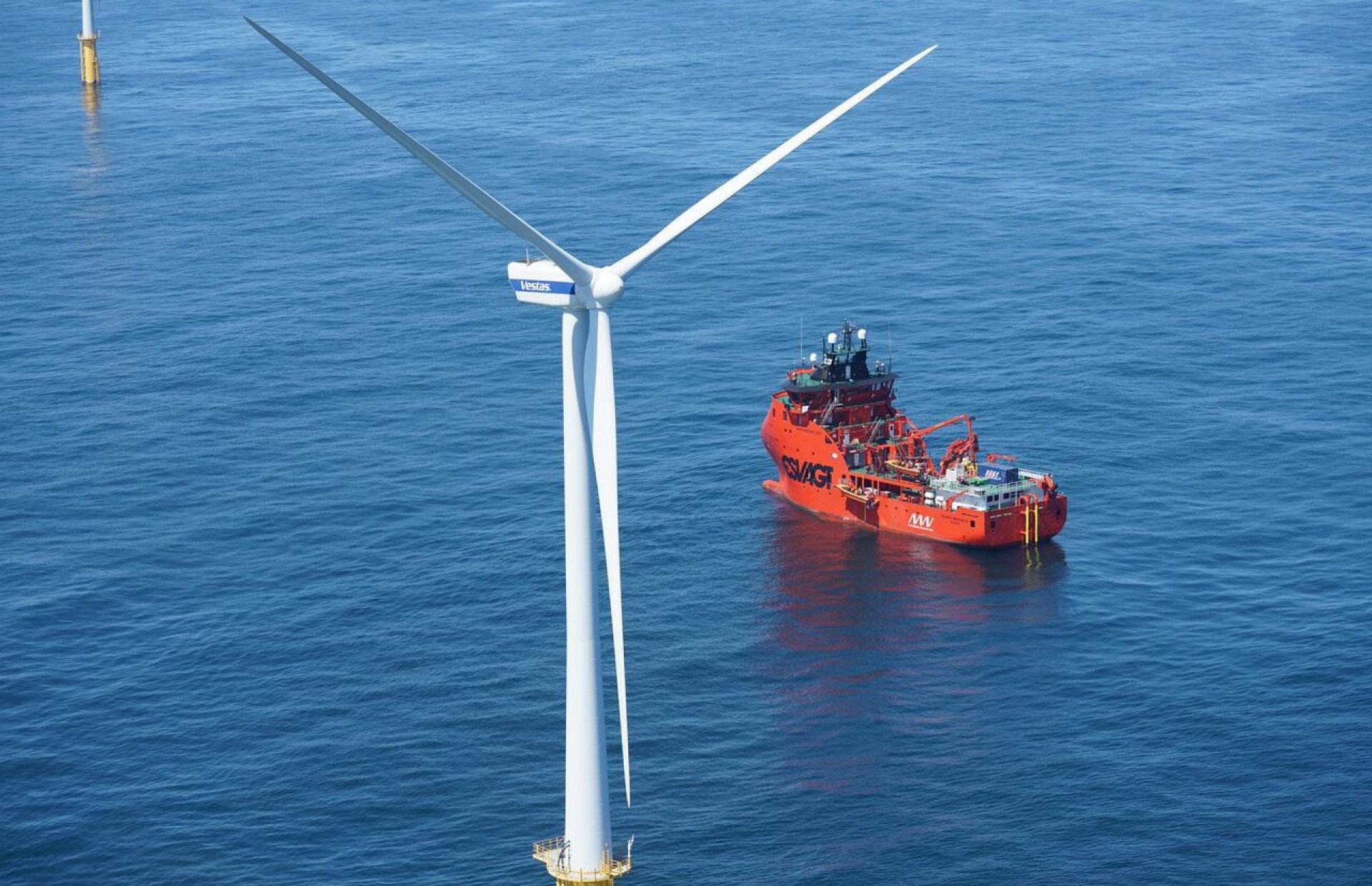 New Technological Trends in Offshore Vessels