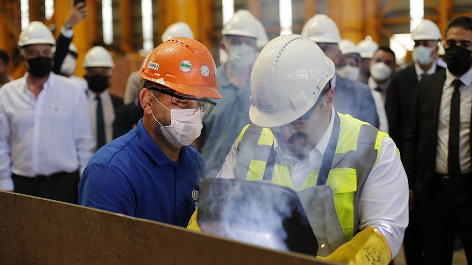 Minister of Technology and Industry Mustafa Varank is at Cemre Shipyard!