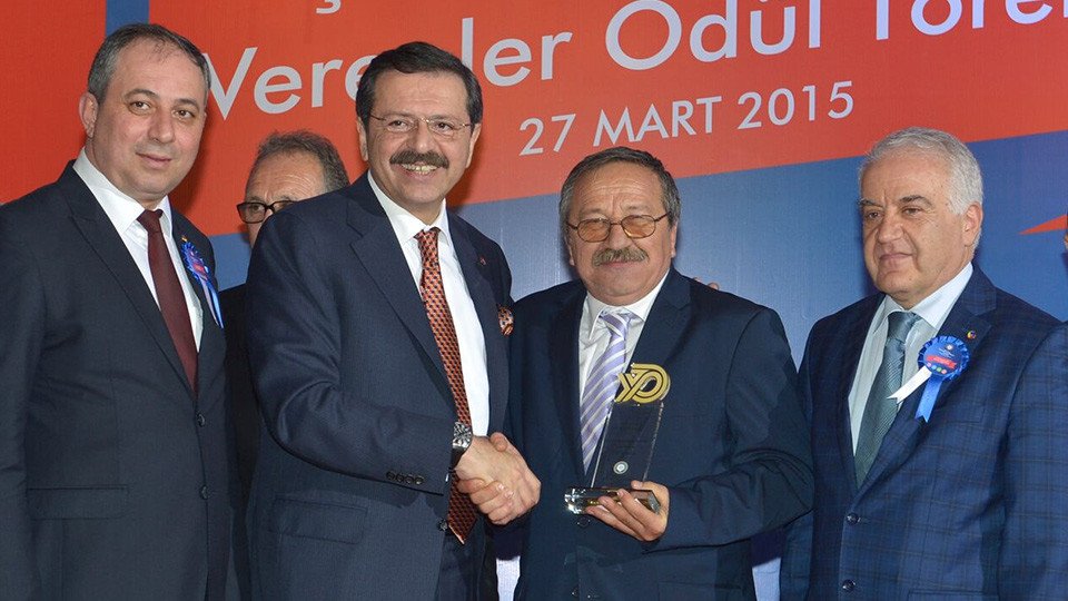 Yalovada iş dünyasına yön verenler ödüllendirildi!