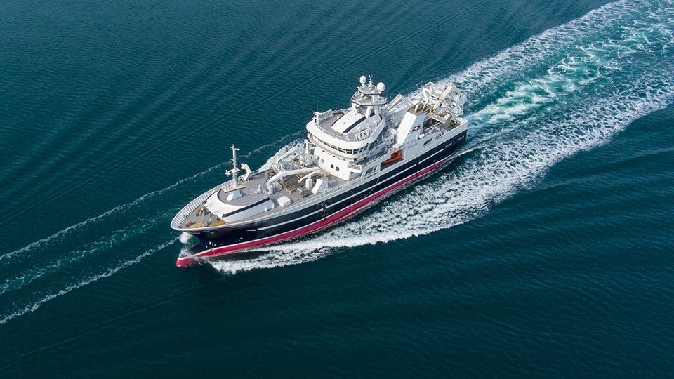 Purse Seiner/Trawler 
NB65 Hardhaus is 
Delivered to Her Home Port, Norway.