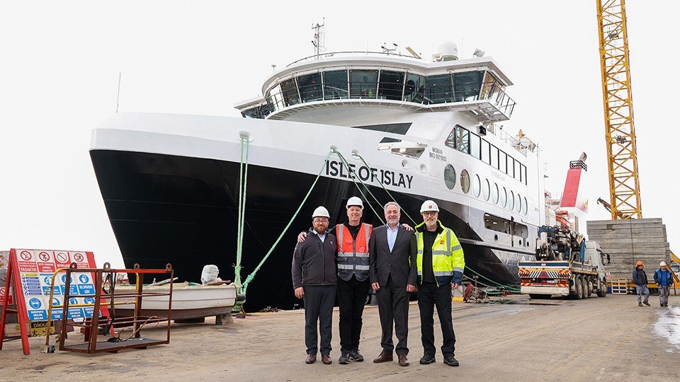 NB1092 Isle of Islay CMAL'e Teslim Edildi!